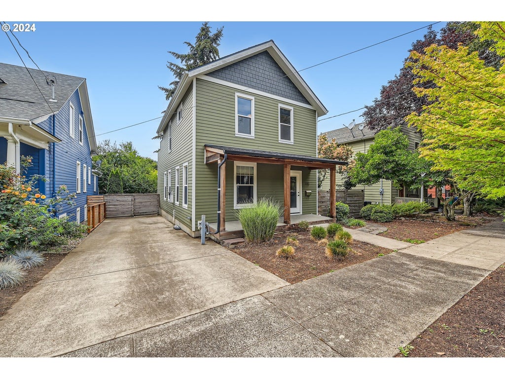 9116 N Willamette Blvd, Portland