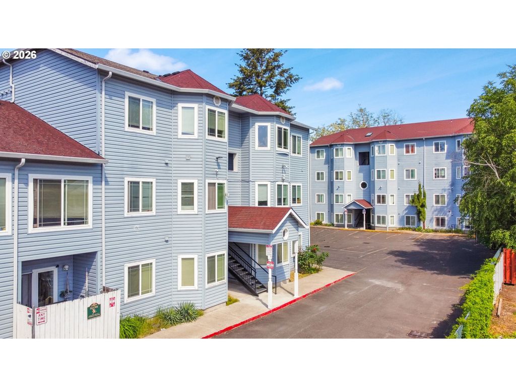 12231 Se Bush St, Portland