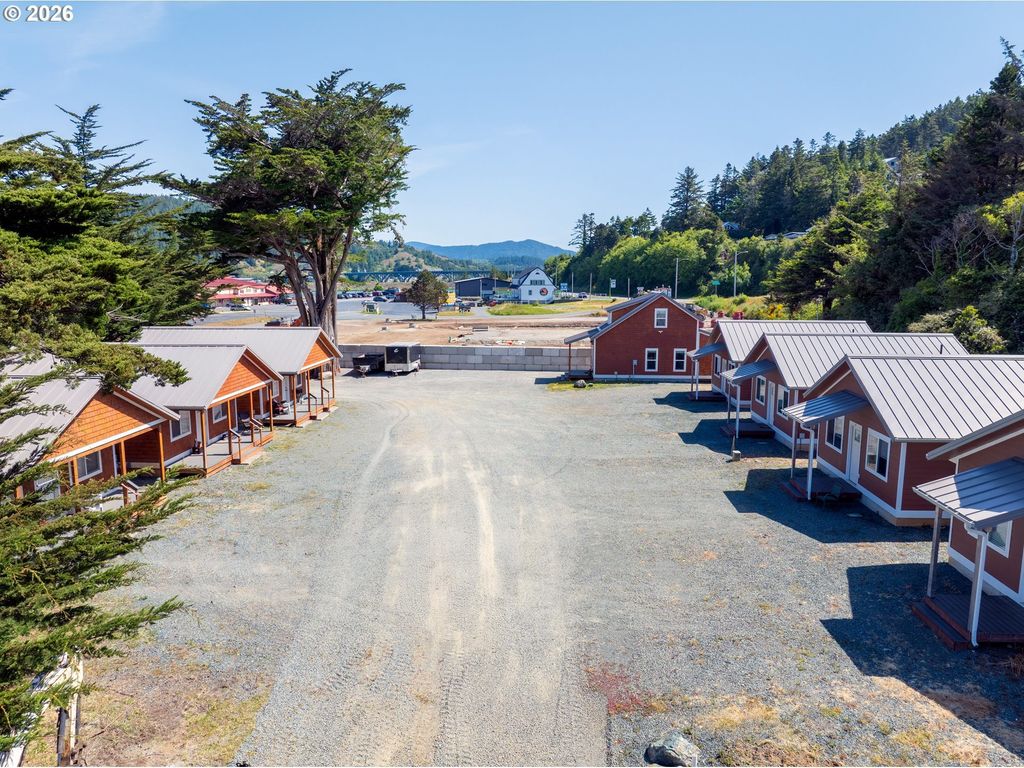 29940 Harbor Way, Gold Beach