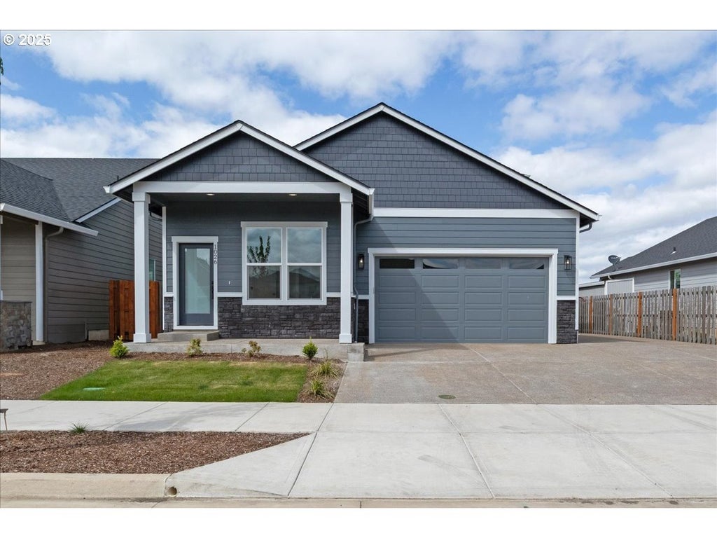 1026 Sassafras St, Independence