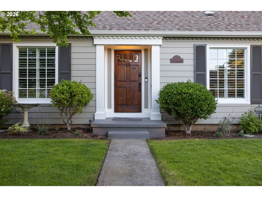 108 E 35th St, Vancouver