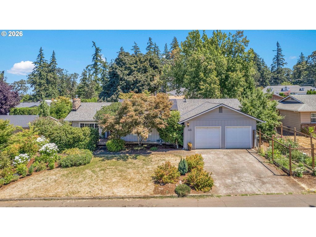 325 Ash St, Silverton