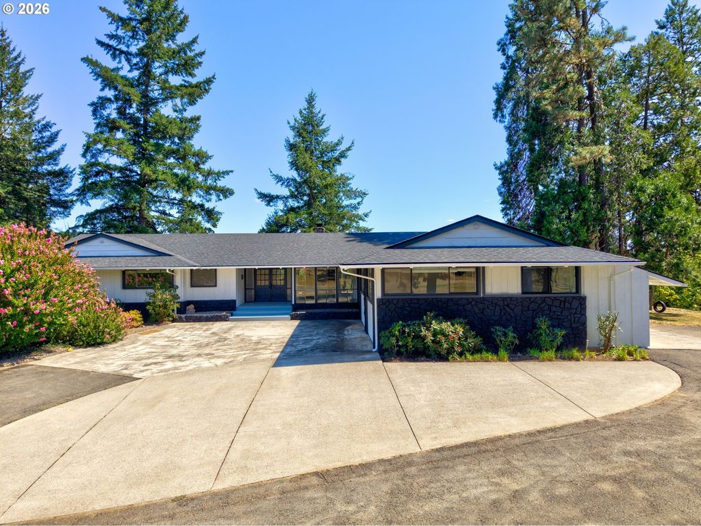 5233 Melqua Rd, Roseburg
