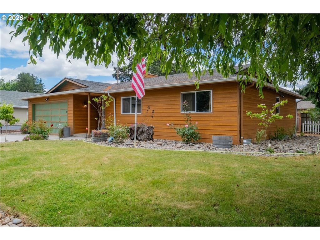 1130 Baxter Rd, Salem
