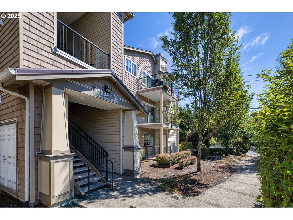 10834 Ne Holly St 202, Hillsboro