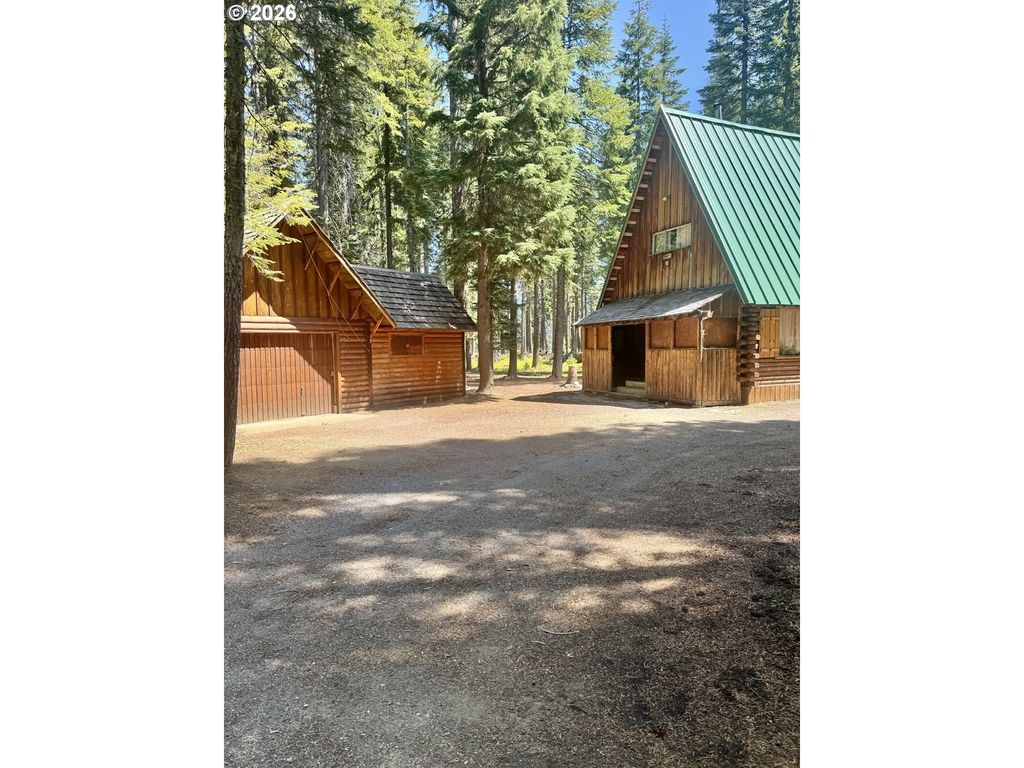 10 Diamond Lake Loop, Chemult
