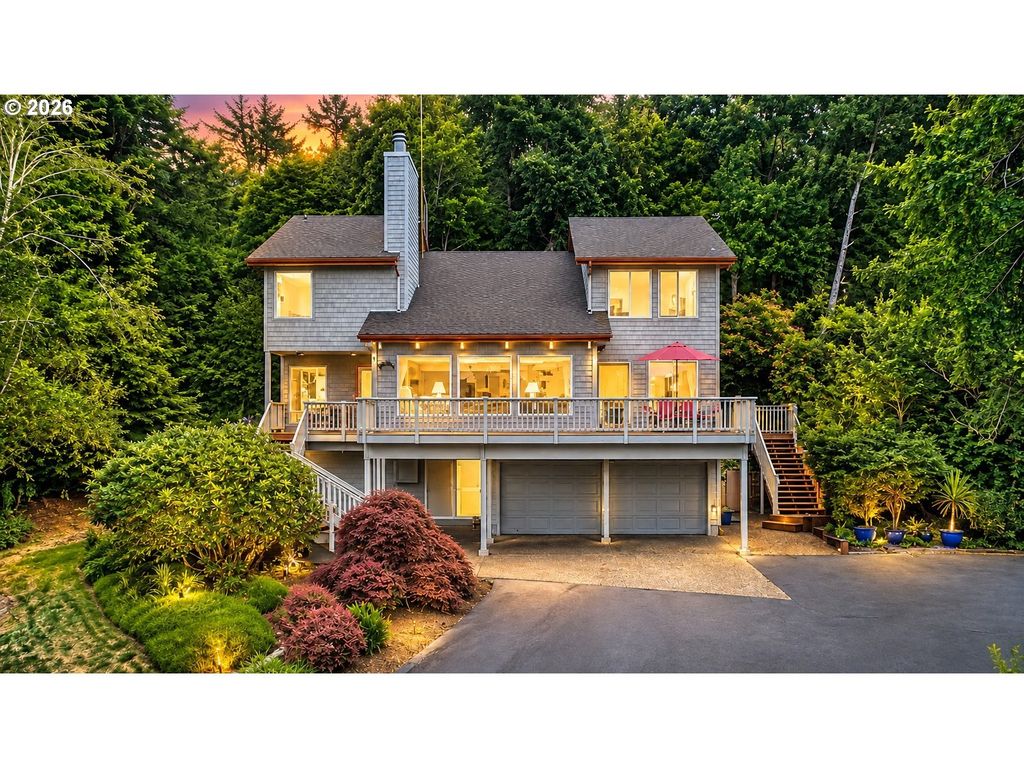 1075 Se Spruce Way, Newport