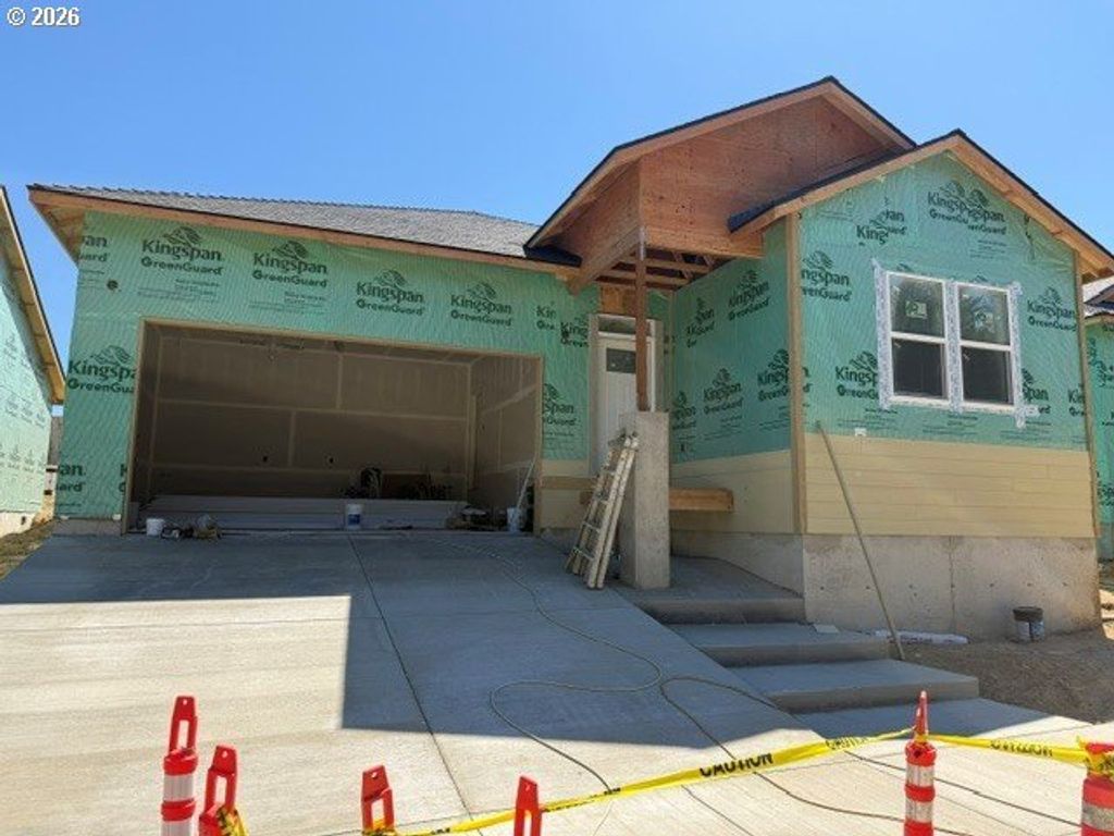 1050 Graham St, Coos Bay