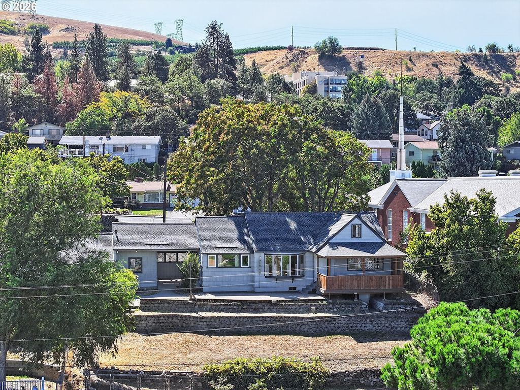 1511 Quinton St, The Dalles