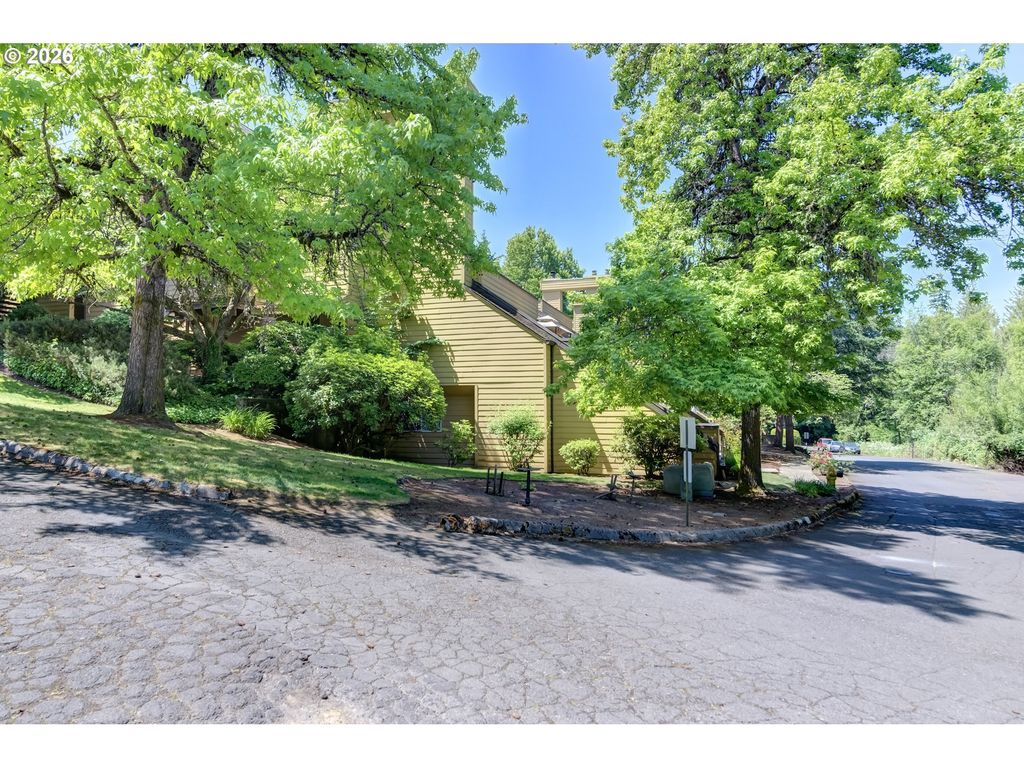 1621 Ne 113th St 132, Vancouver