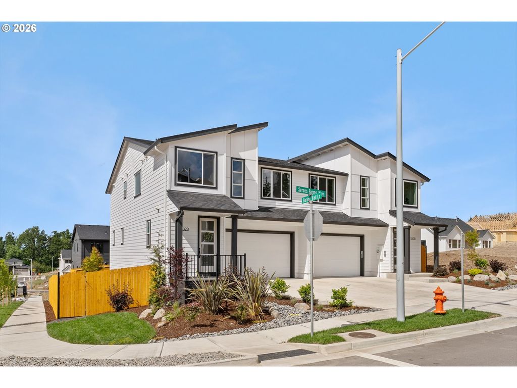 16028 Serres Farms Way, Oregon City