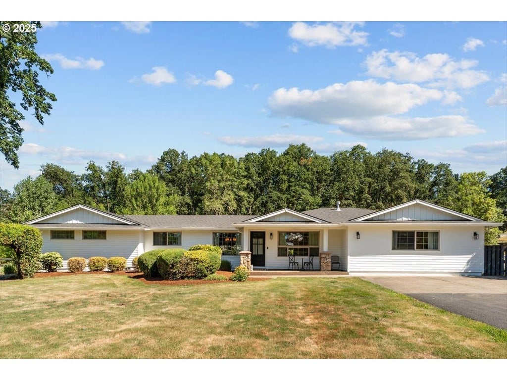 22950 Se Filbert Rd, Eagle Creek