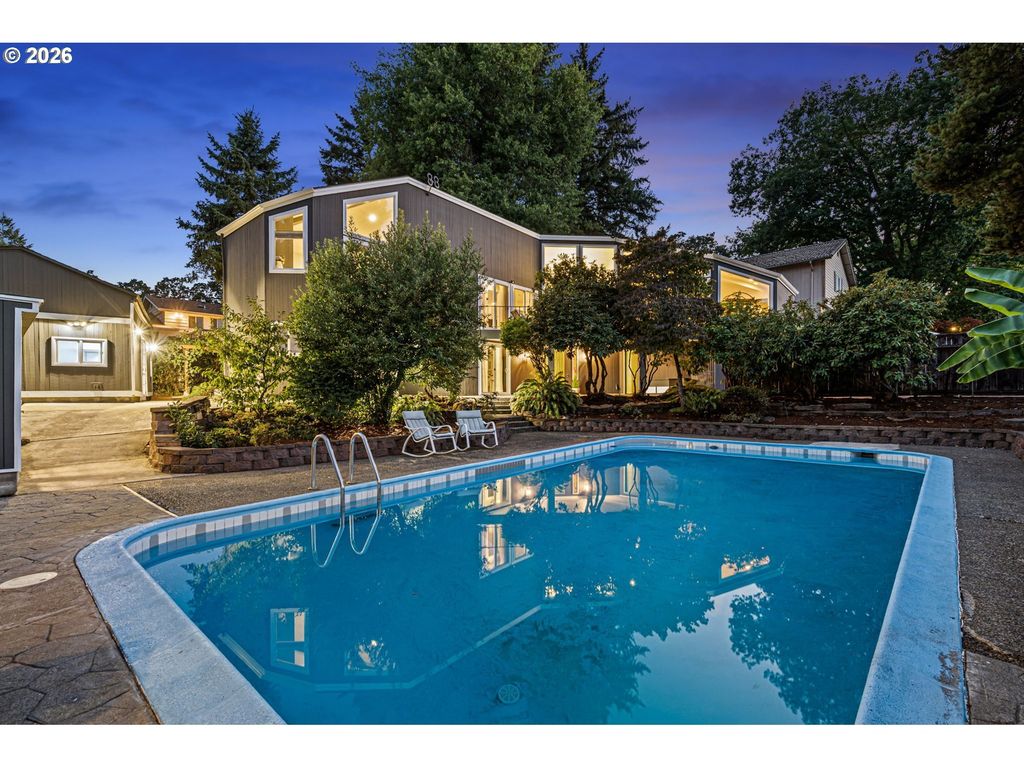 712 Mimosa St, Salem