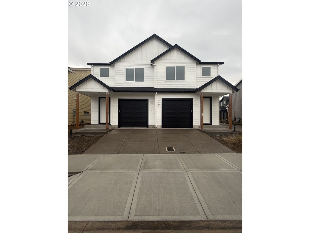 564 Spring Blvd, Woodburn