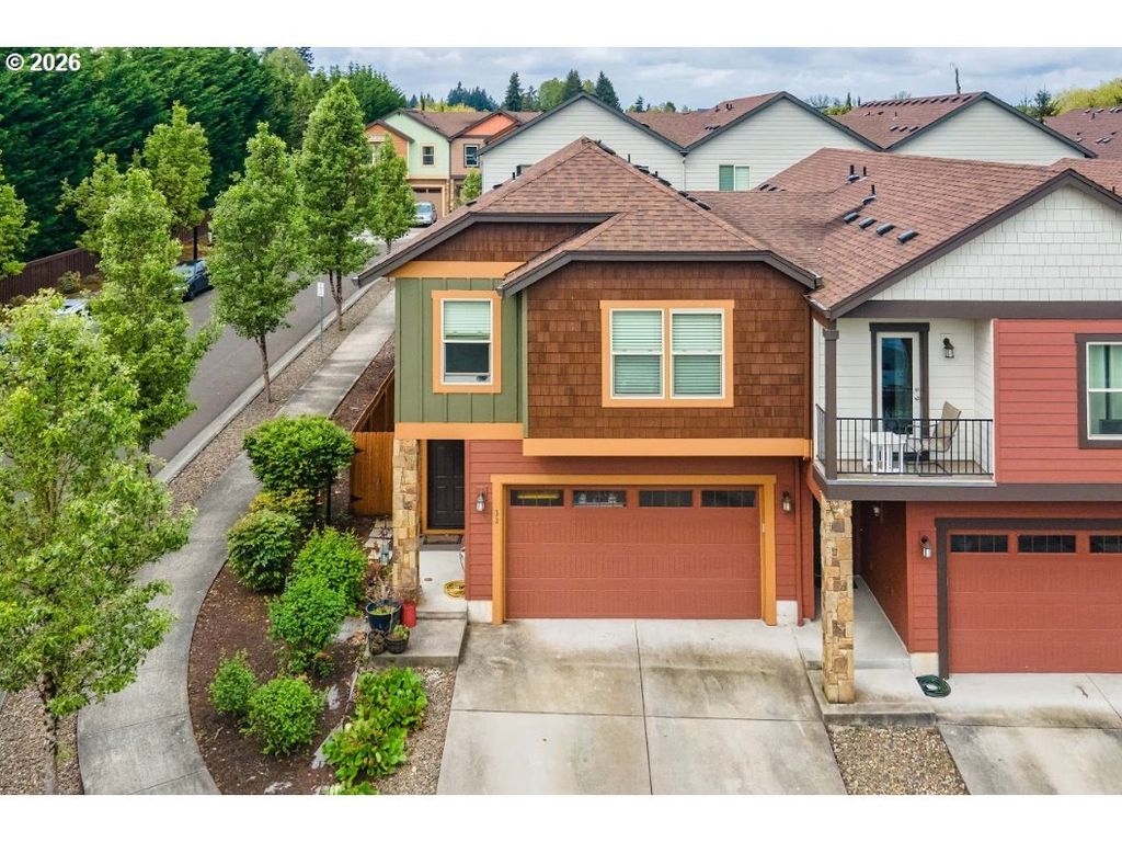 32 N 42nd Pl, Ridgefield