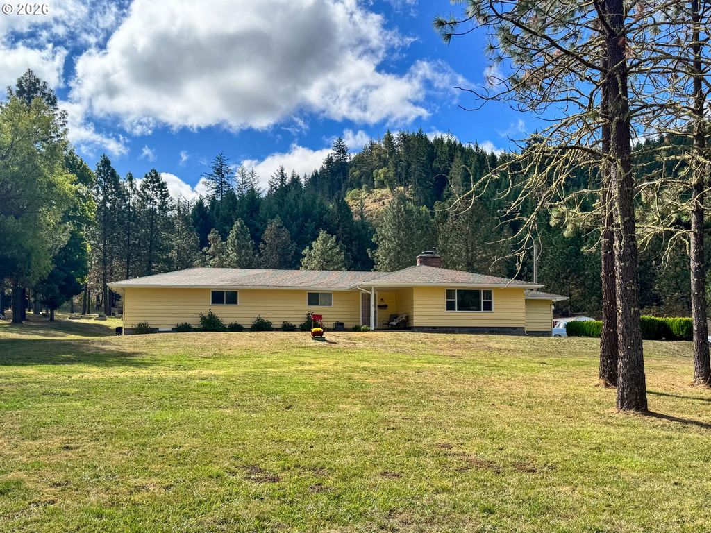 4812 Buckhorn Rd, Roseburg