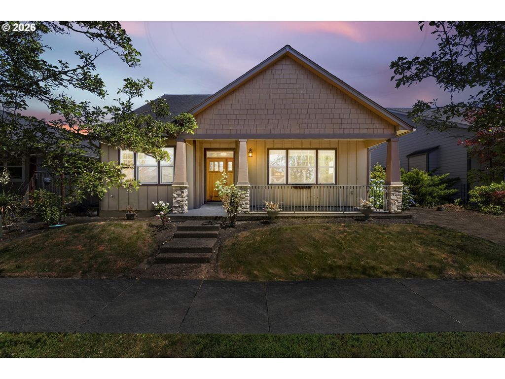1703 Webb Lake Dr, Silverton