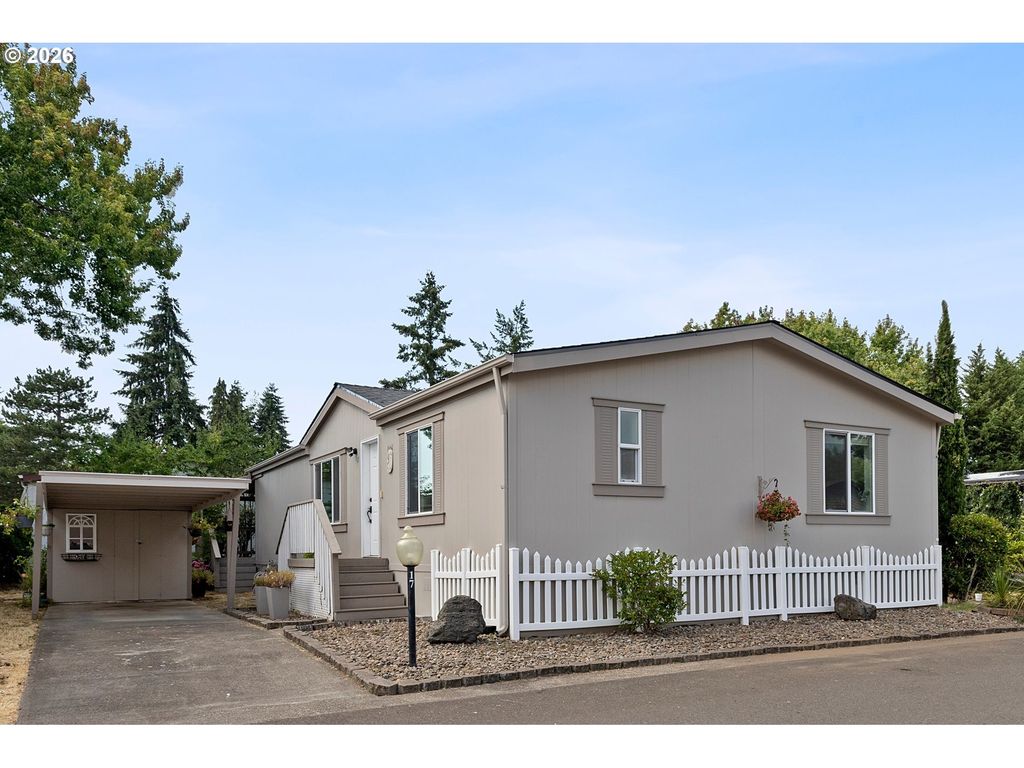 1503 N Hayden Island Dr 17, Portland