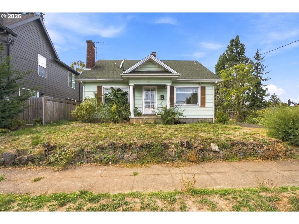 4833 N Commercial Ave, Portland
