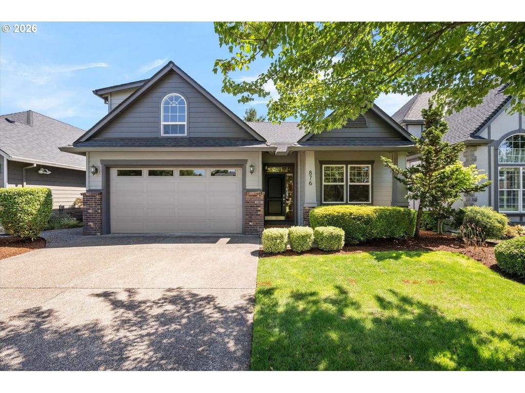 876 Tukwila Dr, Woodburn