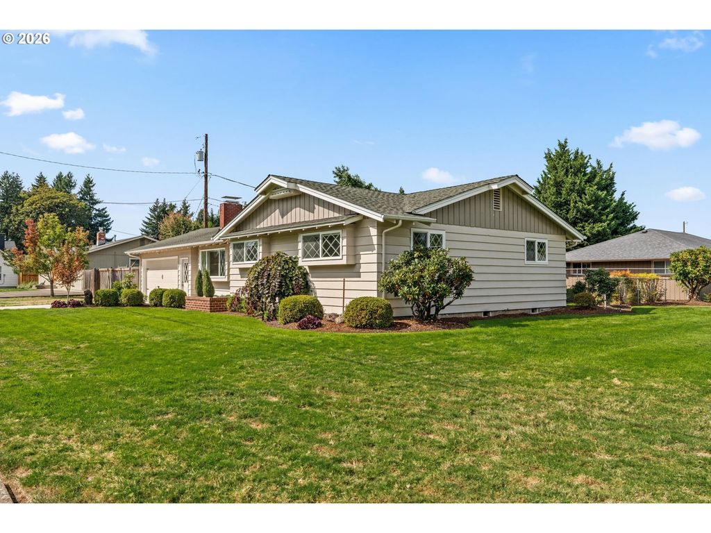 1985 Myers Rd, Eugene