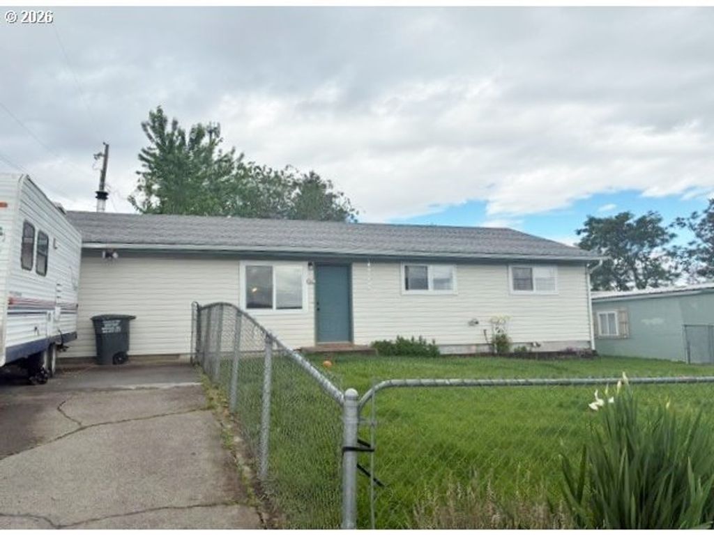 829 Se 9th St, Pendleton
