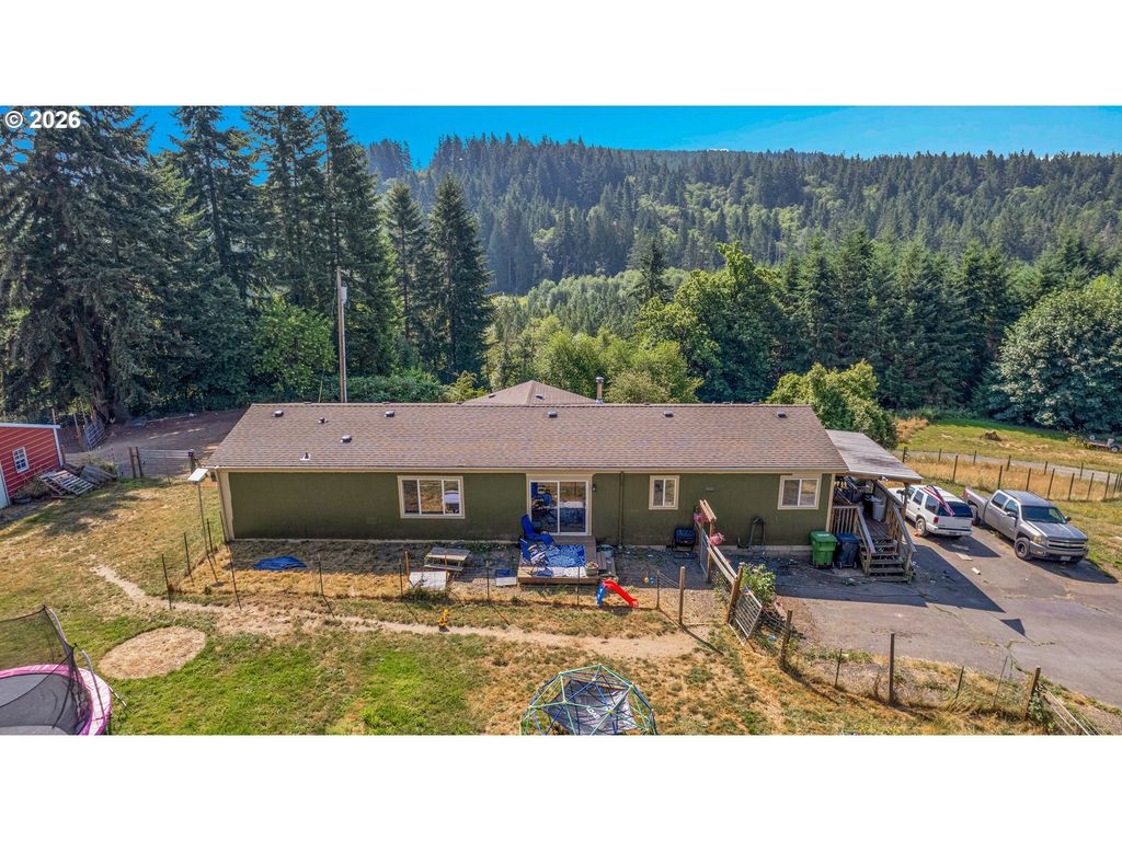73300 Fern Hill Rd, Rainier