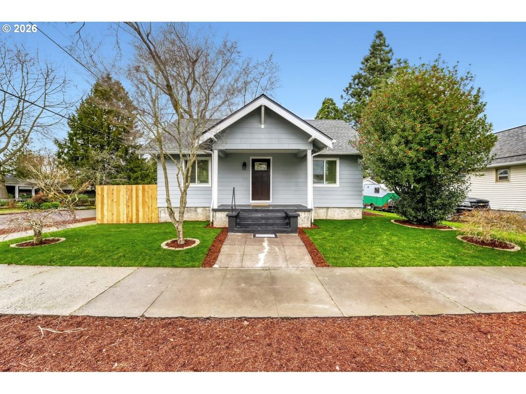 5715 N Houghton St, Portland