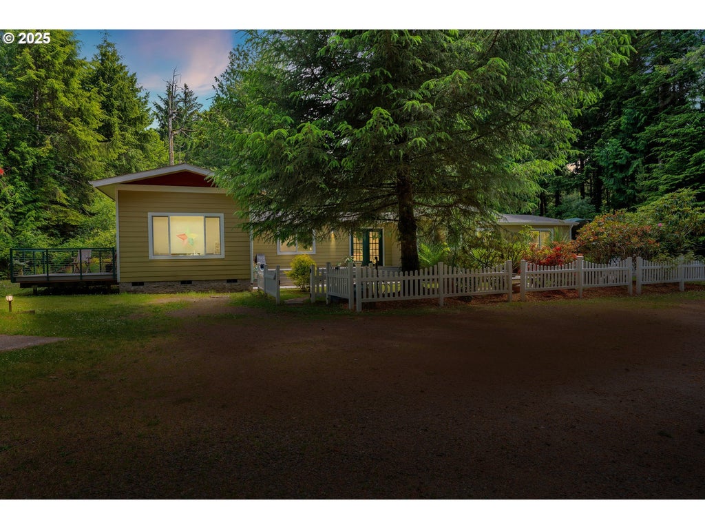 4884 N Loftus Rd, Florence