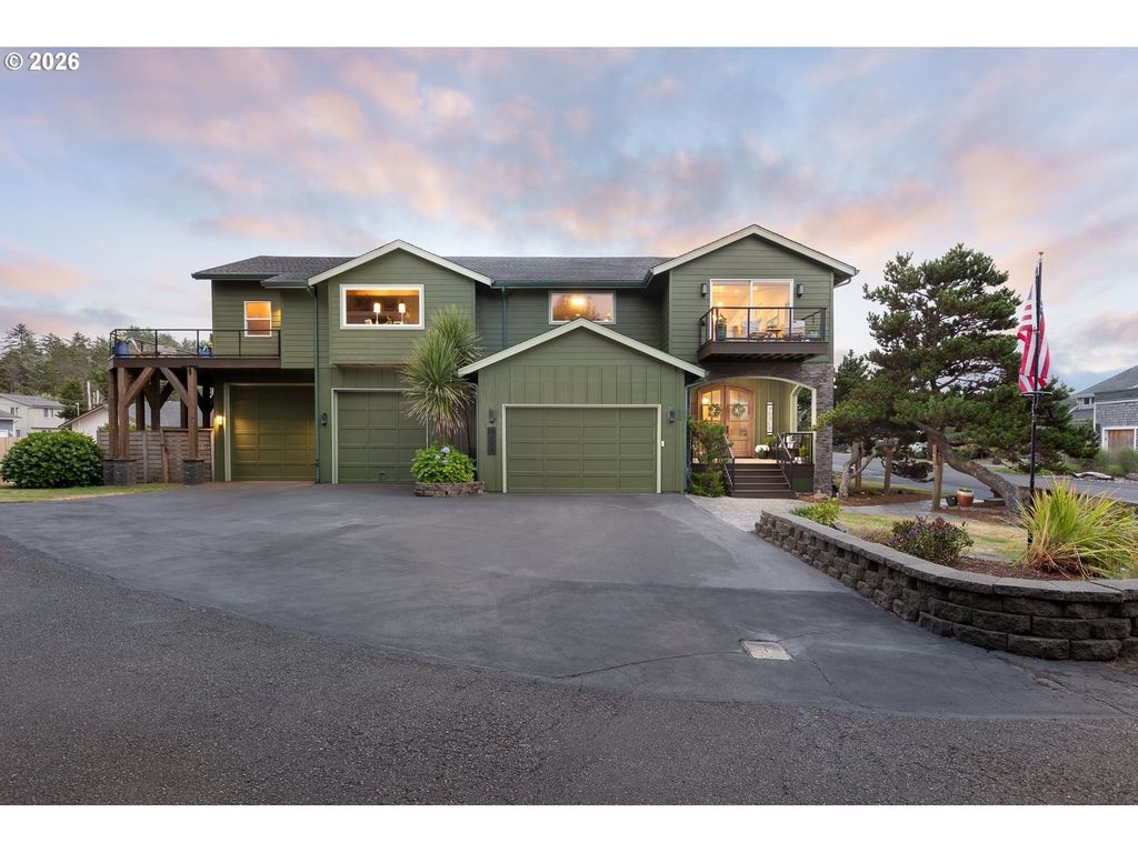 424 Sw Cliff St, Depoe Bay