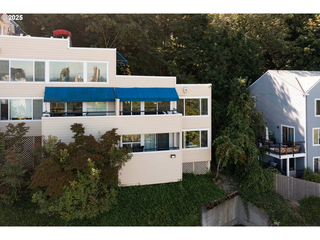 3515 Sw Barbur Blvd S2, Portland