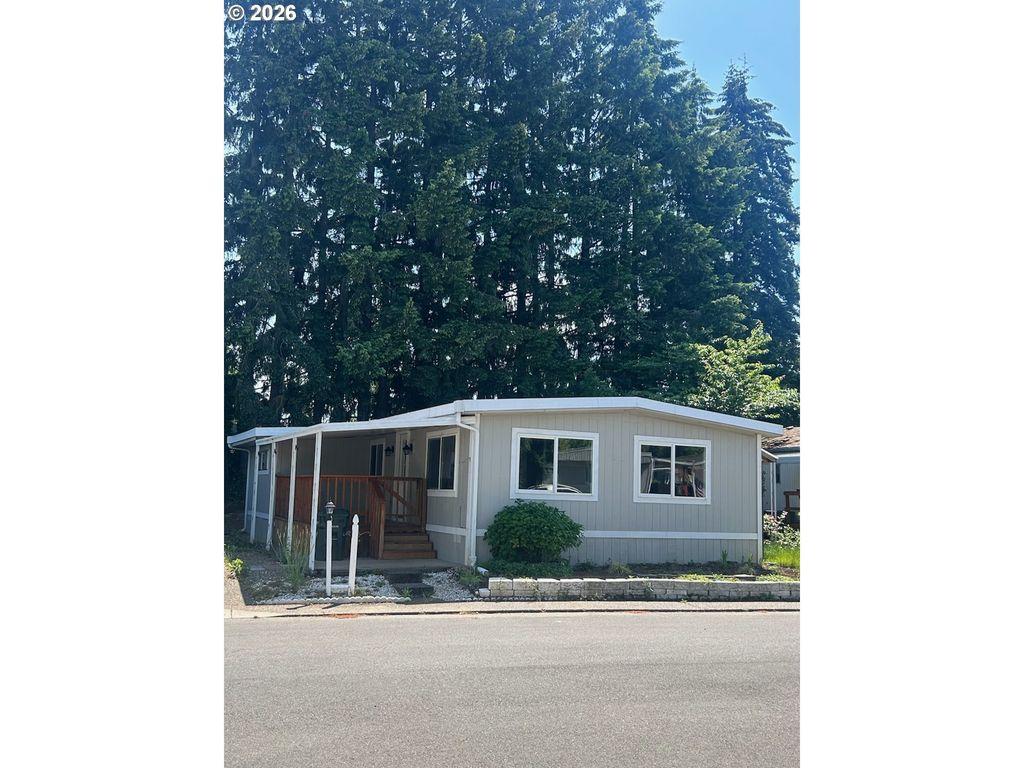 570 N 10th Ave #25, Cornelius