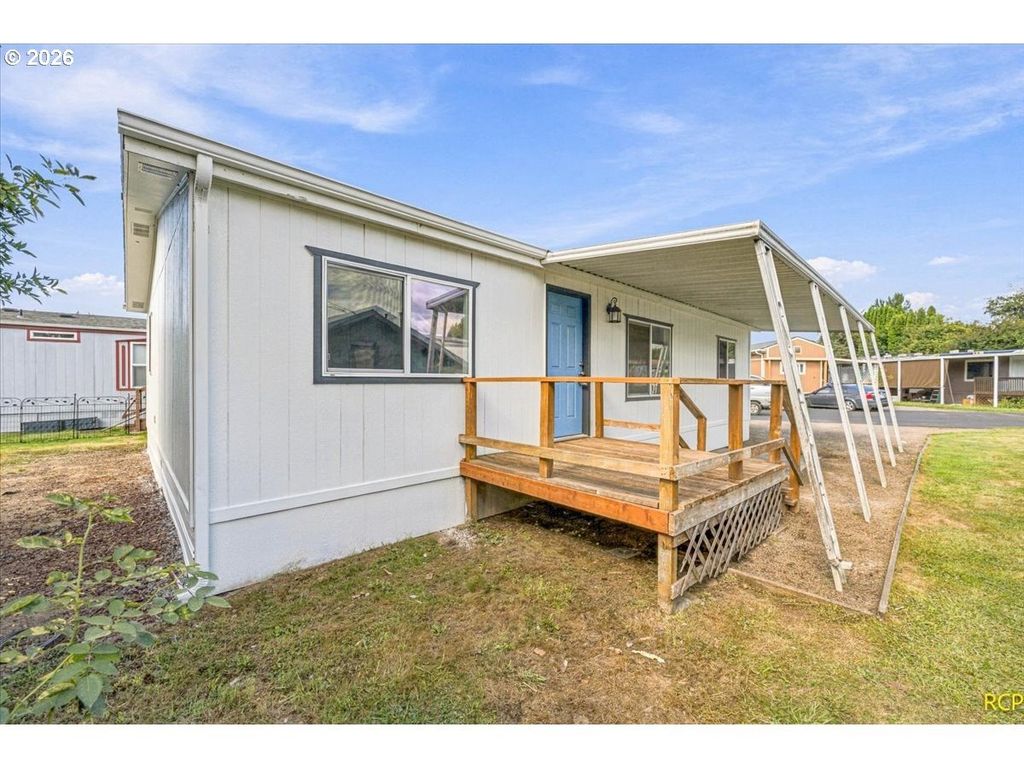 1635 Westside Hwy 6, Kelso