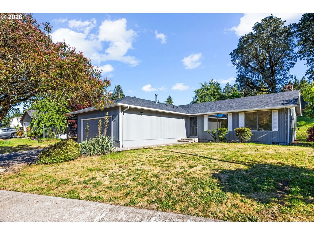 361 W Pine St, Sweet Home