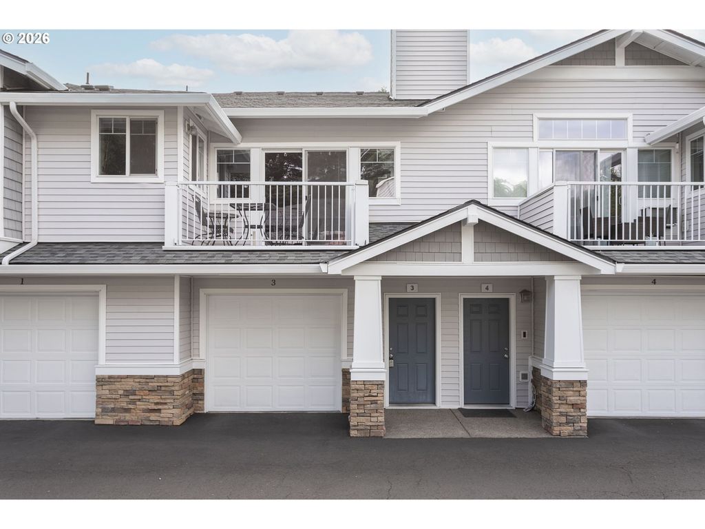 13682 Sw Hall Blvd 3, Tigard