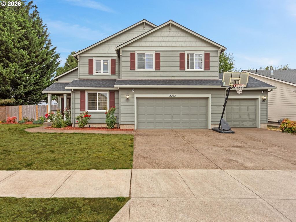 3273 Oxford St, Woodburn