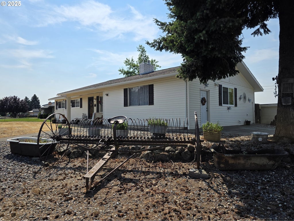 305 Allison Way, Goldendale