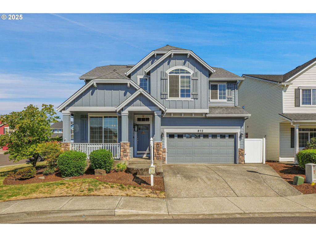 812 N 27th Ave, Cornelius