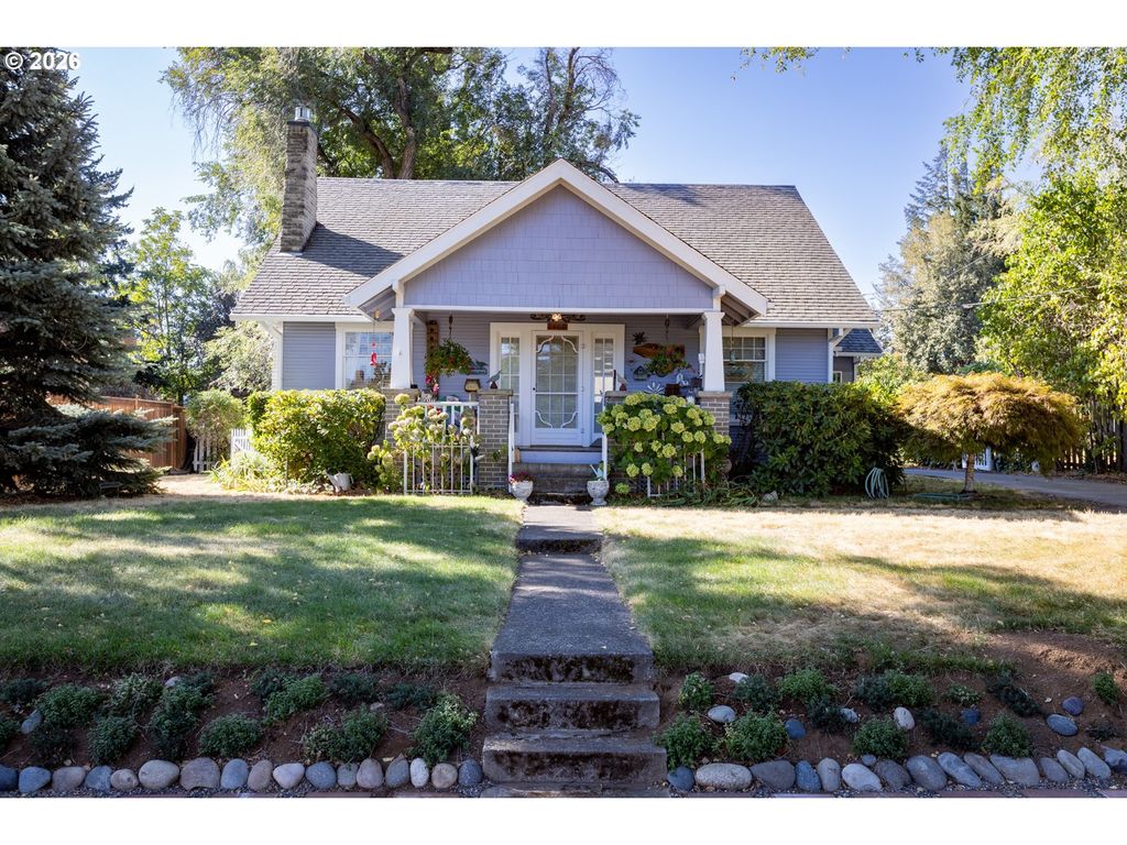 1409 Taylor Ave, Hood River