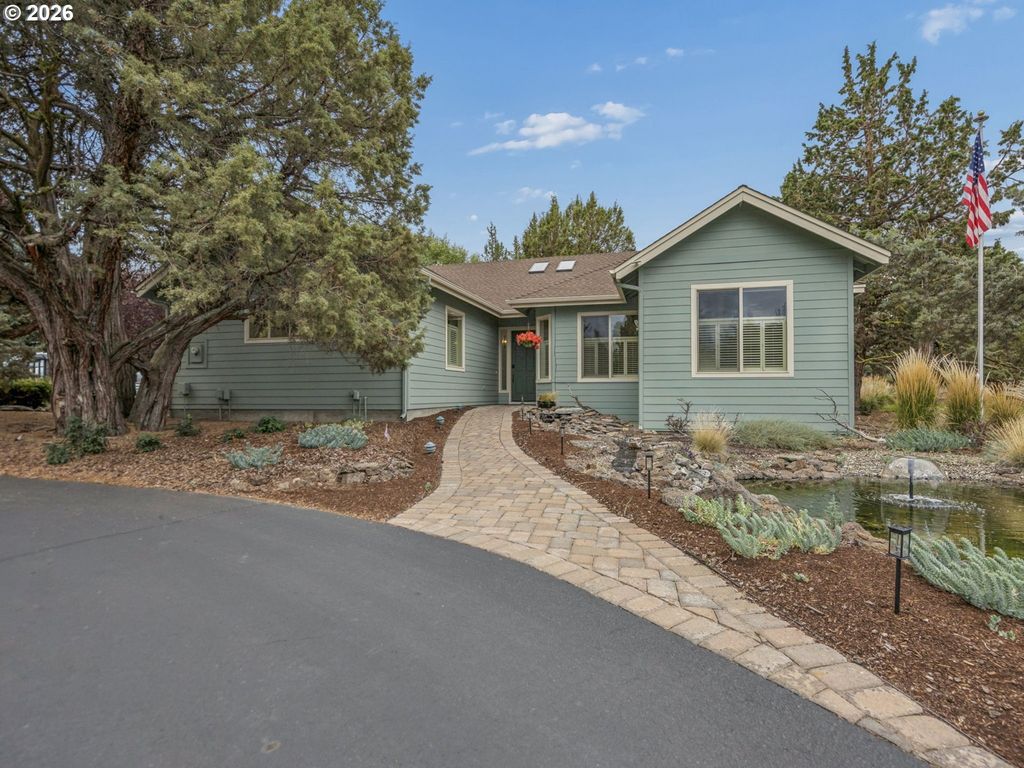 2311 Condor Dr, Redmond