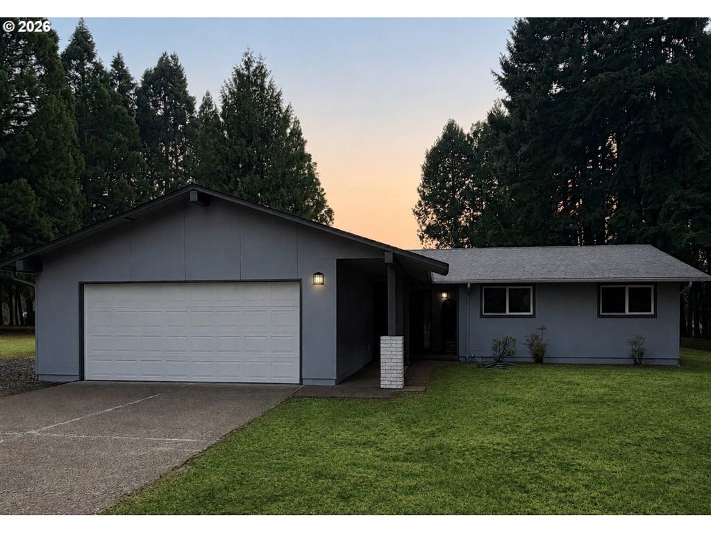 28016 Green Oaks Dr, Eugene