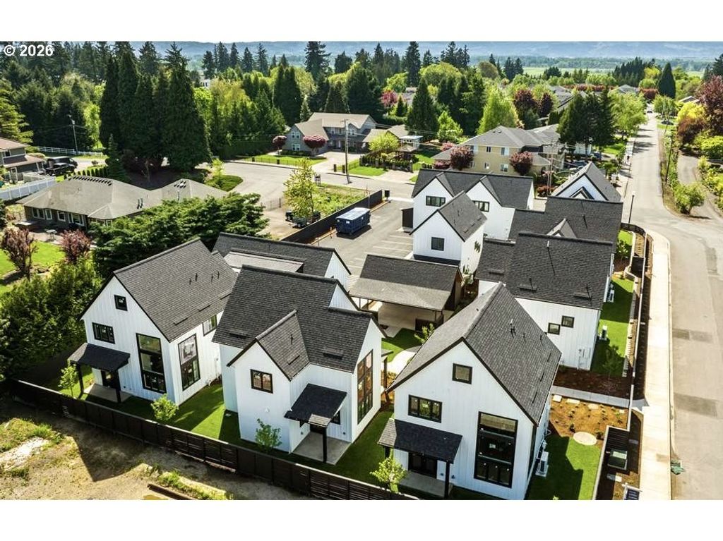 11813 Nw 38th Ave K, Vancouver