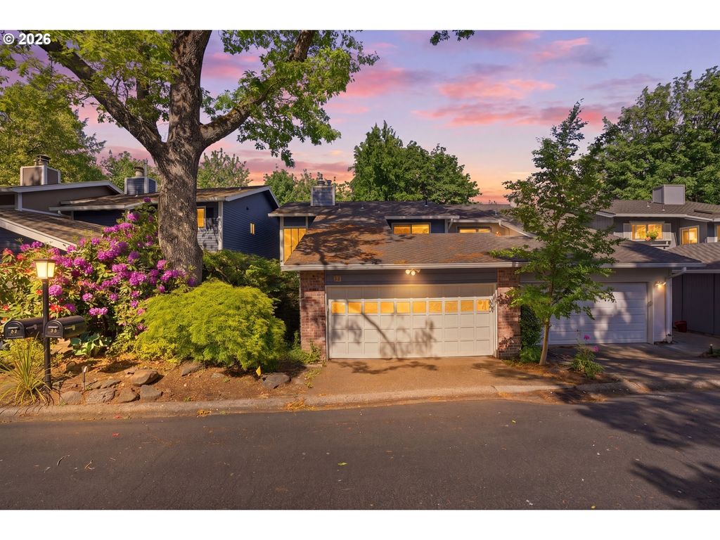 64 Wheatherstone Ct 36, Lake Oswego