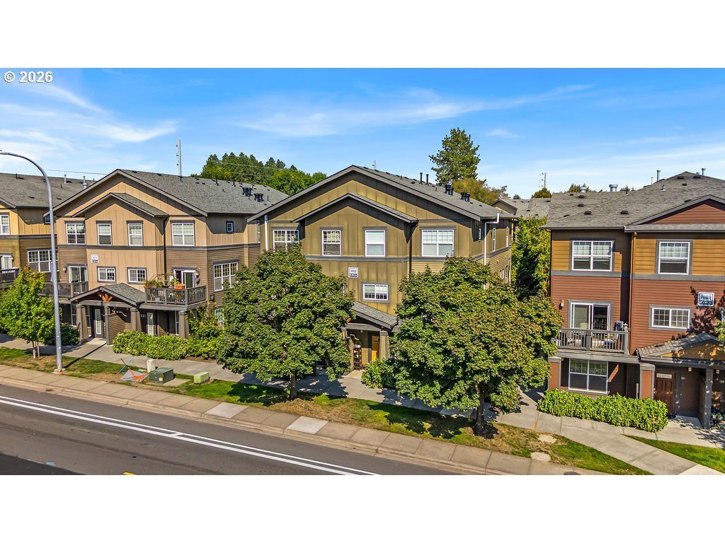 1010 Sw 170th Ave 100, Beaverton