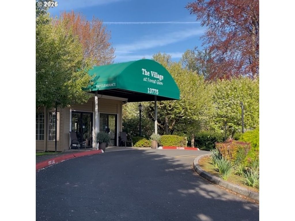 13775 Sw Scholls Ferry Rd 304, Beaverton