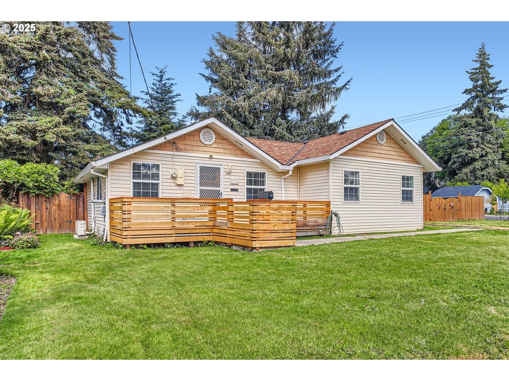 1834 C St, Forest Grove