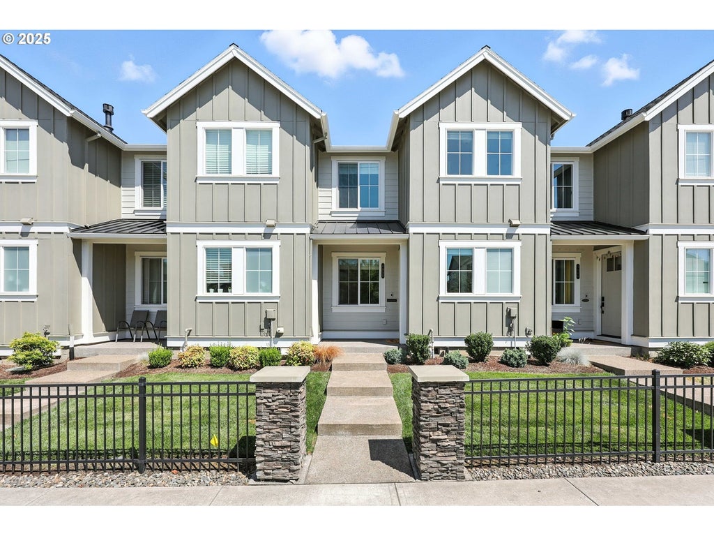 4050 Se Century Blvd, Hillsboro