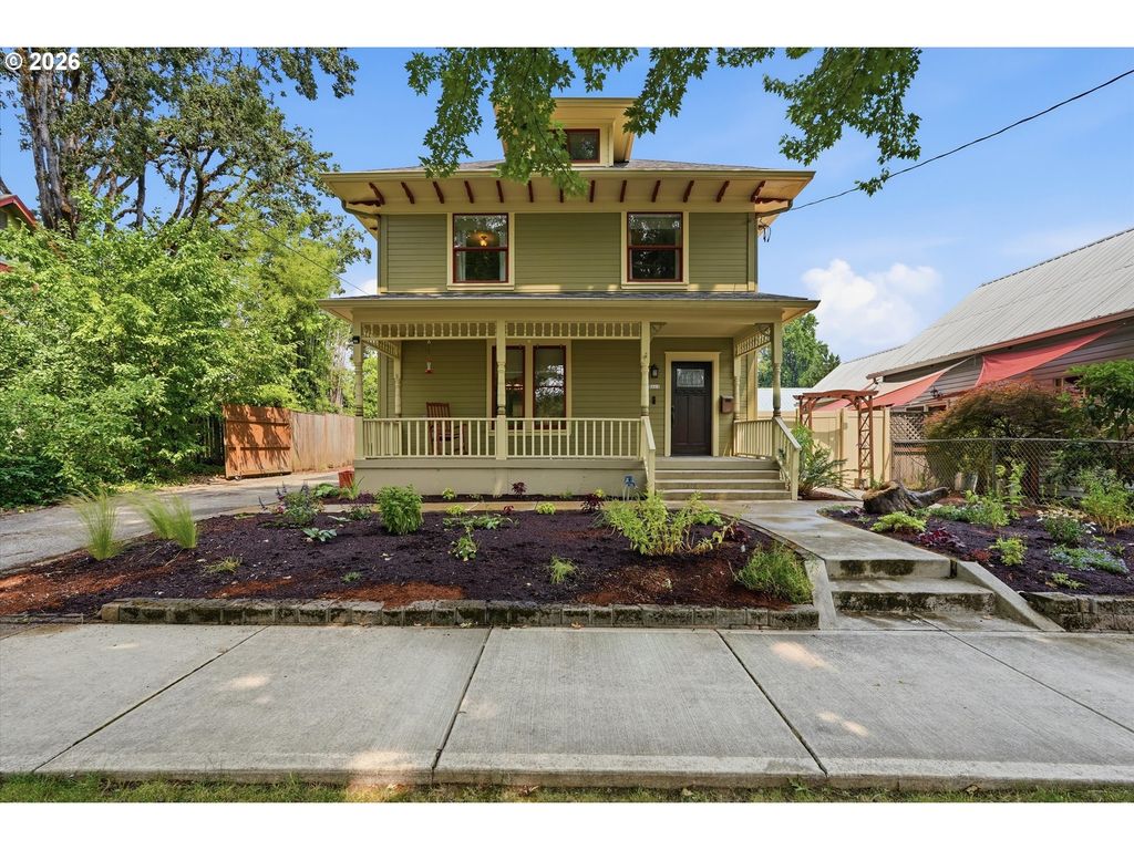 2113 16th Ave, Forest Grove