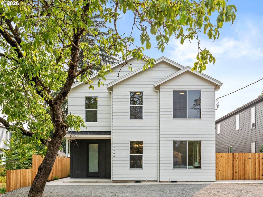 7482 Se 51st Ave, Portland