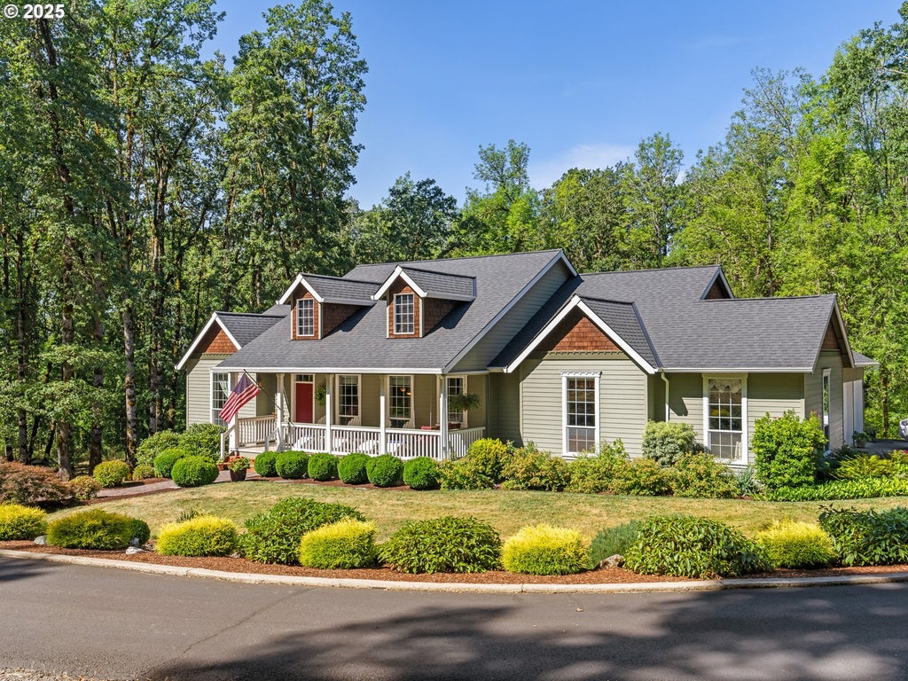 22957 Se Oakview Ln, Eagle Creek